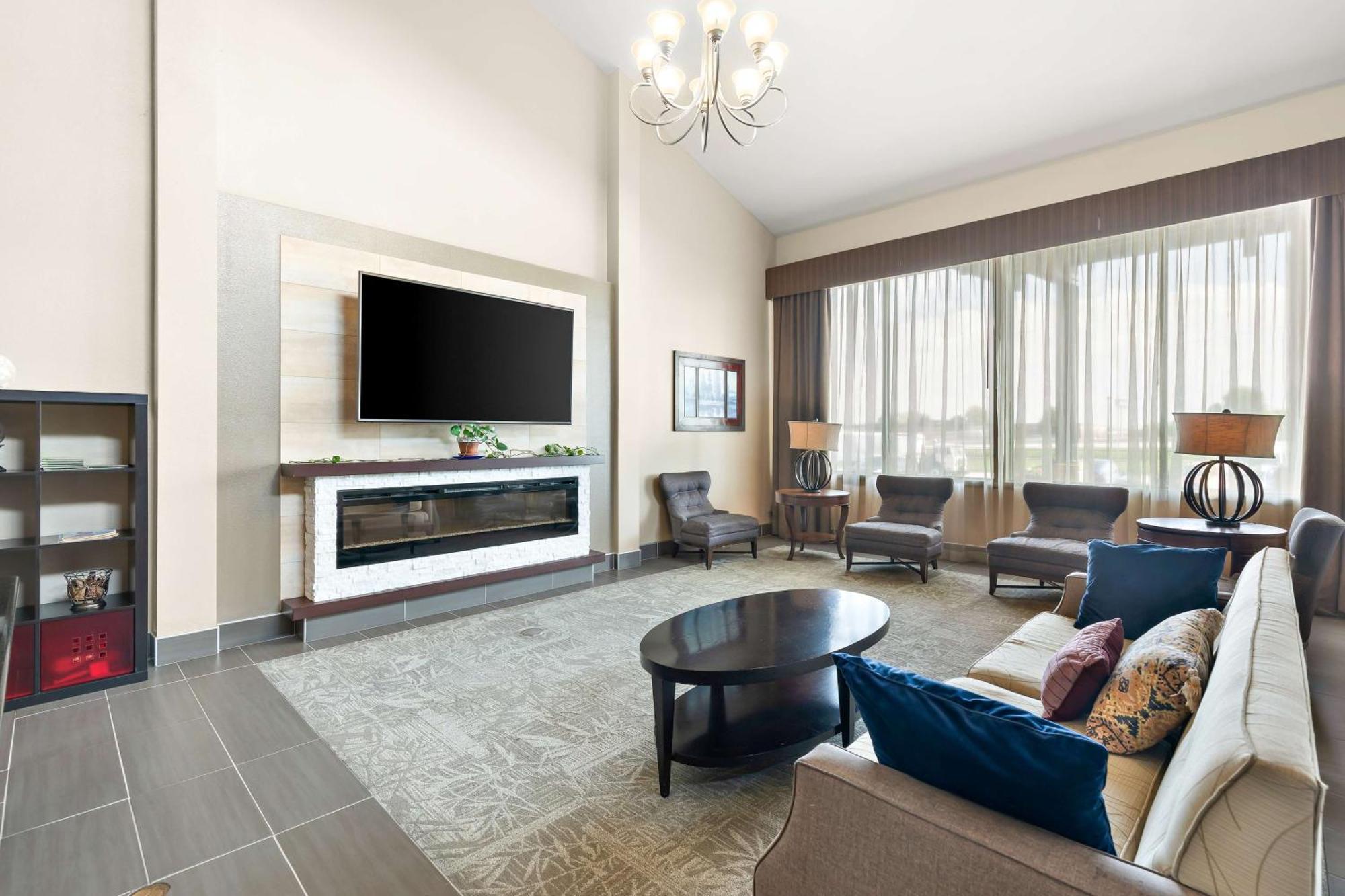 Hotel Western West Towne 3*